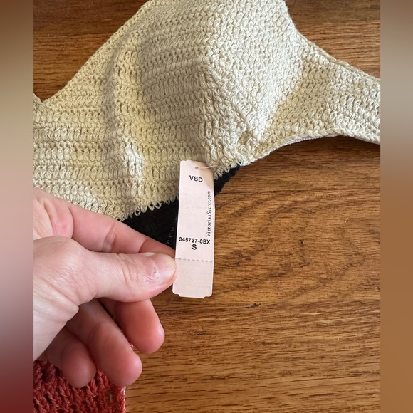 Victoria Secret crochet one piece swimsuit Boho Woman's Small New - Picture 7 of 9